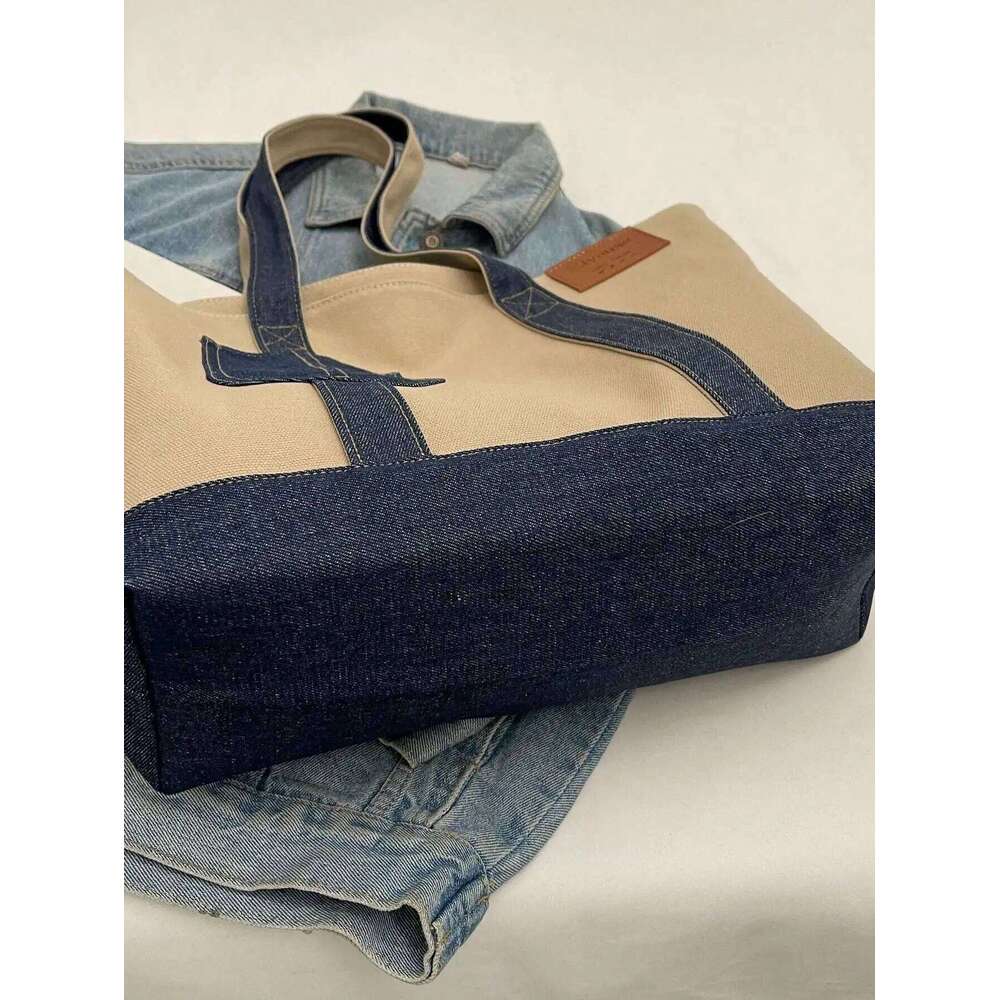 Stylish Durable Canvas Tote Bag Large Capacity Men Women - Suitable for School, Work and Travel
