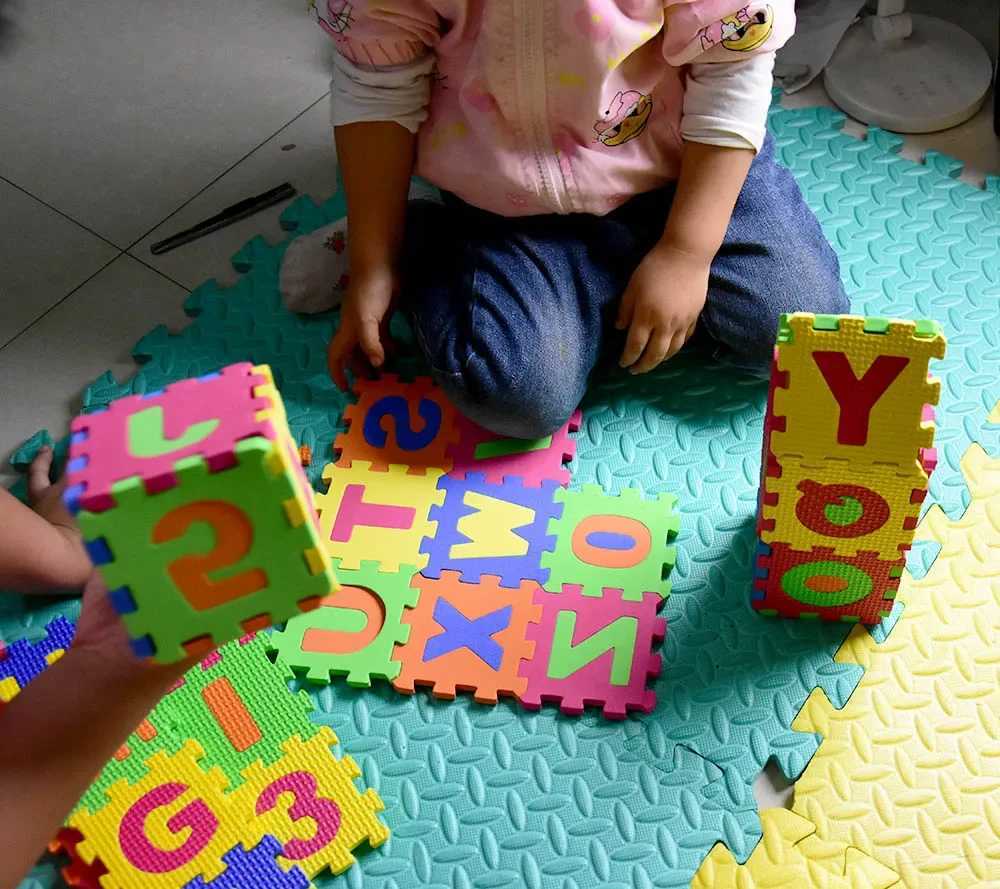 36pcspack 14cm Big Mats Children EVA Foam Spanish Alphabet Letters Numbers Floor Soft Baby Mat 3D Puzzle Kids Educational Toys C250926