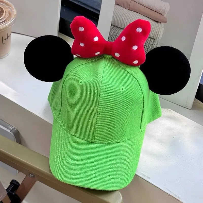 Disney series Minnie girls new soft comfortable fashionable creative and versatile cute cartoon big bow duck tongue hat H250926