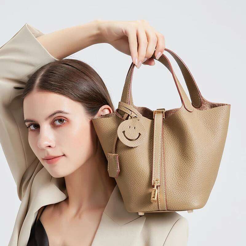 Autumn And Winter Ladies' Genuine Leather Bucket Handbag Designer Handbags, Top-Grain Leather Commuting Crossbody Bag 250912 Suotong2509