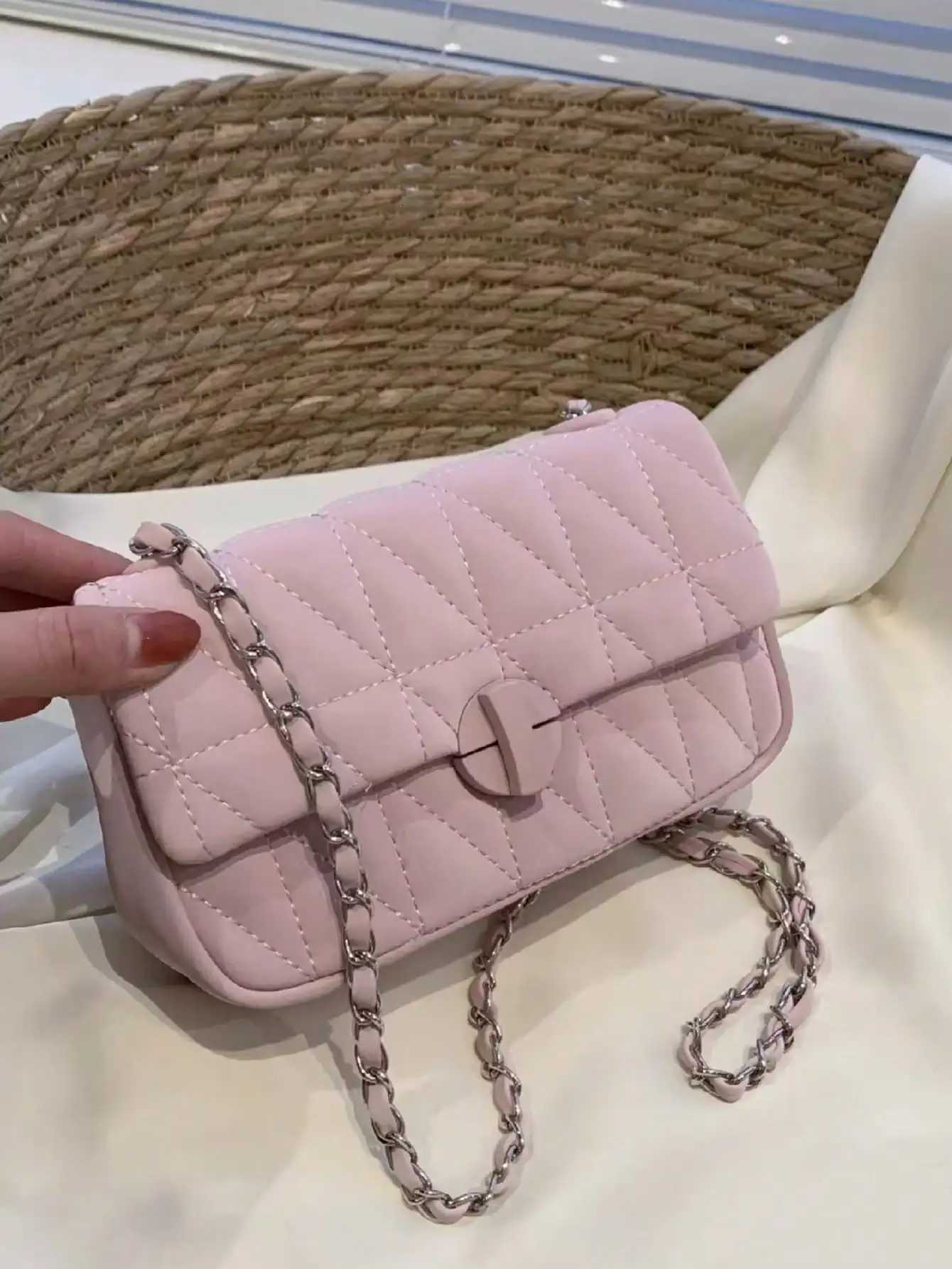 2025 New Womens Dopamine Crossbody Bag Versatile Small Square Shoulder Bag Casual Commuting Armpit Bag Fashionable Mini Purse Z250926