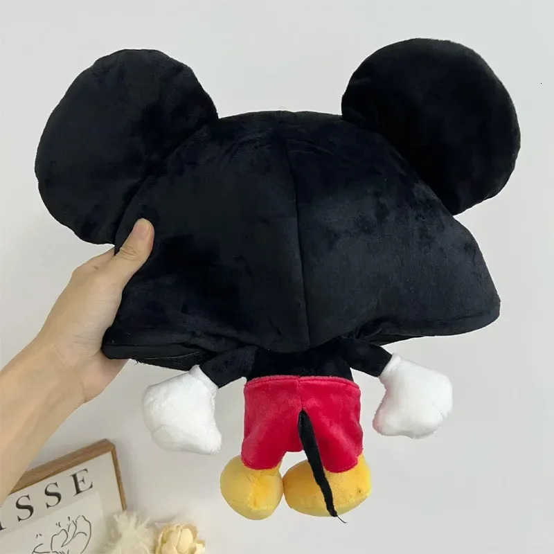 Disney Cute Cartoon Mickey Minne Winnie Hat Thickening Keep Warm Ear Protection ColdProof Integration Cute casual travel hat H250926