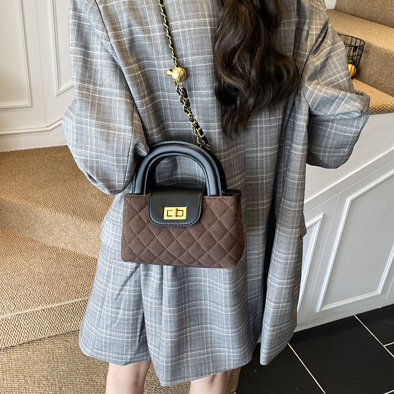 new Free delivery designer bag Luxury Bag Casual and minimalist design comfortable single shoulder crossbody bag