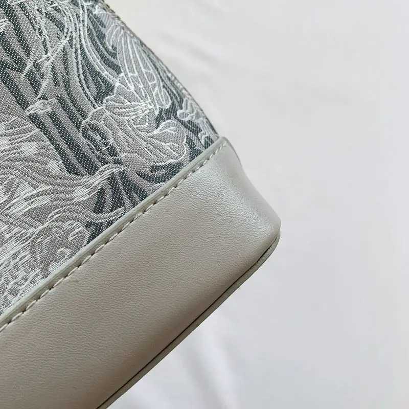 French Version Niche Popular Handbag Womens New Fashion Pu Bag Lace Crossbody Bag Versatile Shell Bags Embroidery Shoulder Bag Z250926