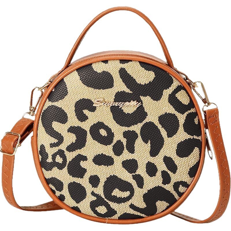 2025 autumn and winter bag new European and American style trendy design shoulder bag women's handbag retro leopard print small round bag designe