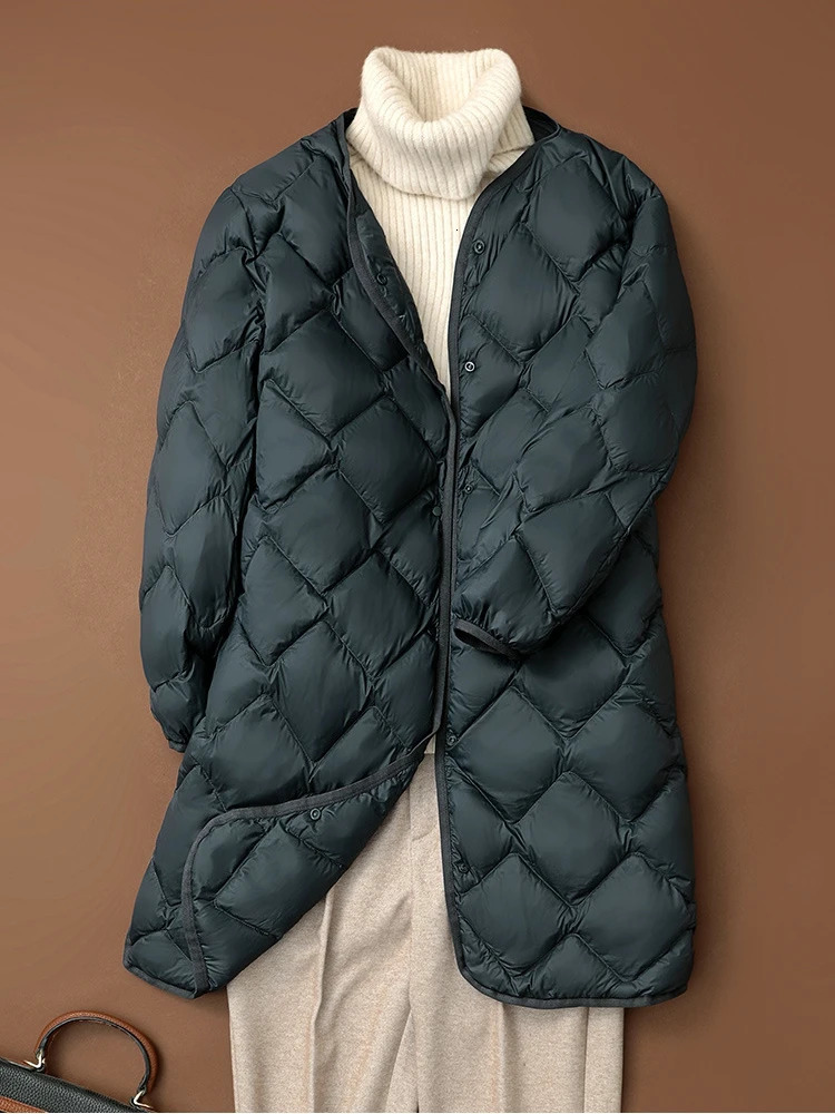 Bang Long Ultra Light Down Jacket Women Duck Down Coat Female Diamond Warm Lighteight Oneck Coat 250917