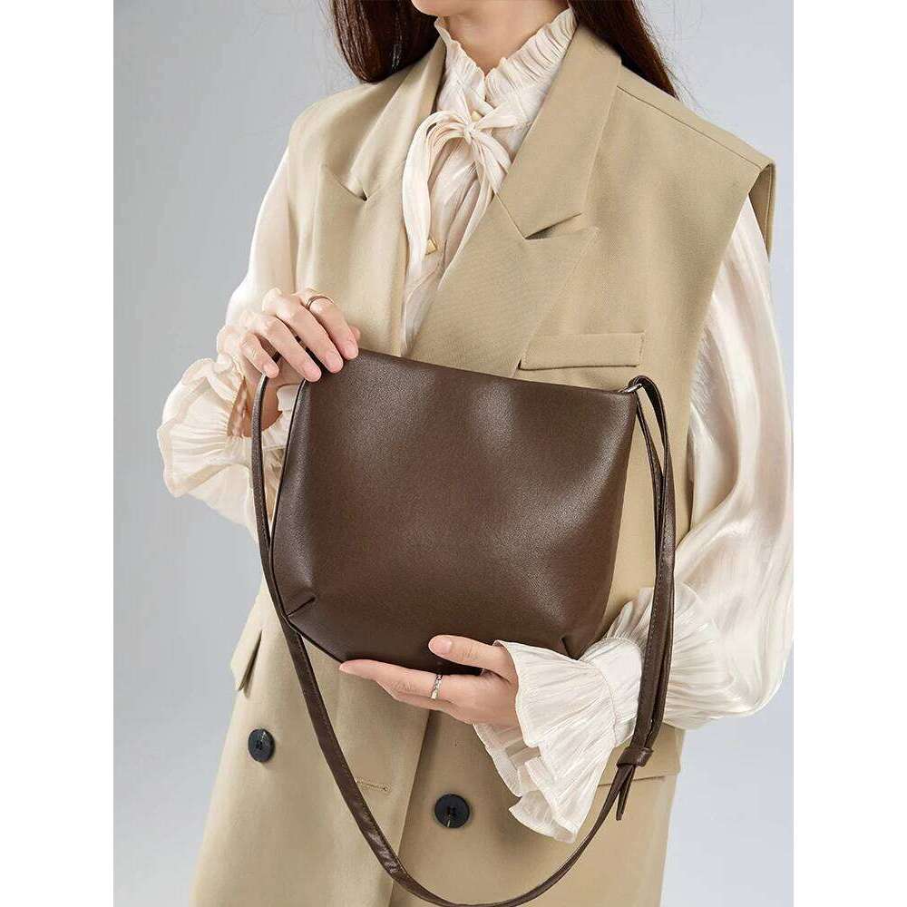 Women Casual Natural Cow Leather Shoulder Bags Ladies Retro Real Cowhide Crossbody Bag Female Commute Soft Handbags Lady MDNG2509