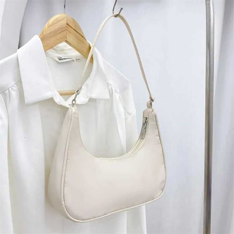 Fashionable Shoulder Underarm Bag Light Small Solid Color Satchel Stylish Women Tote Bag Suitable for Daily Work Outdoor Party Z250926