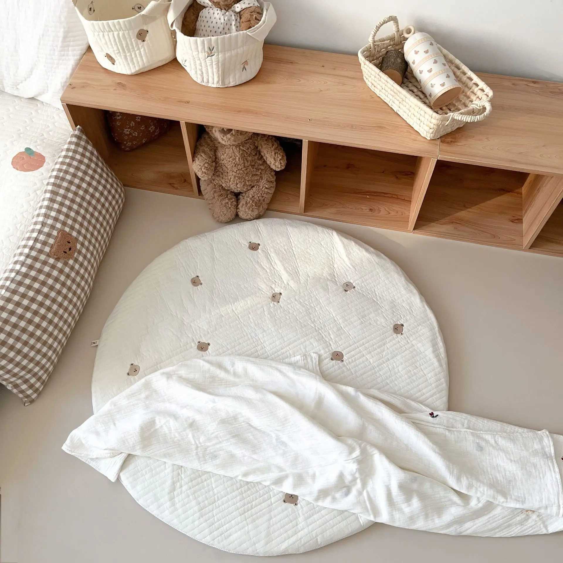 1PCS Cute Round Crawling Mat Bear Embroidered Baby Play Mat Cotton Baby Sleeping Mat Mattress Carpet C250926