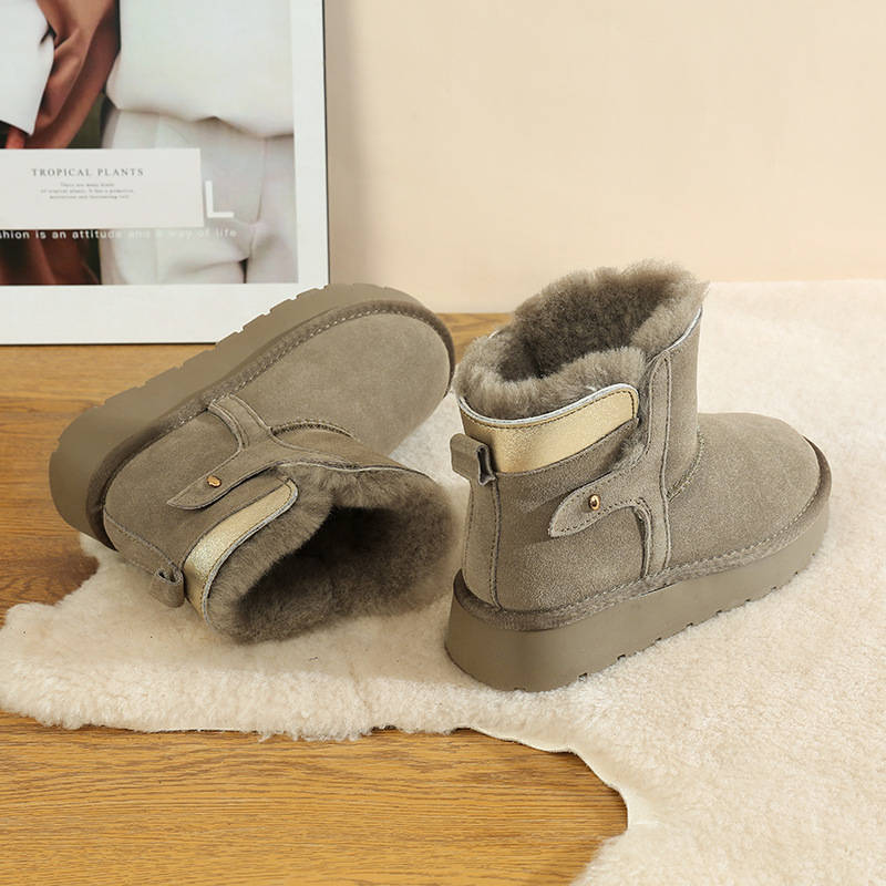CE designer shoes Free shipping oxhide affordable luxury Winter anti slip snow boots with thick plush cotton shoes Nice touch white black