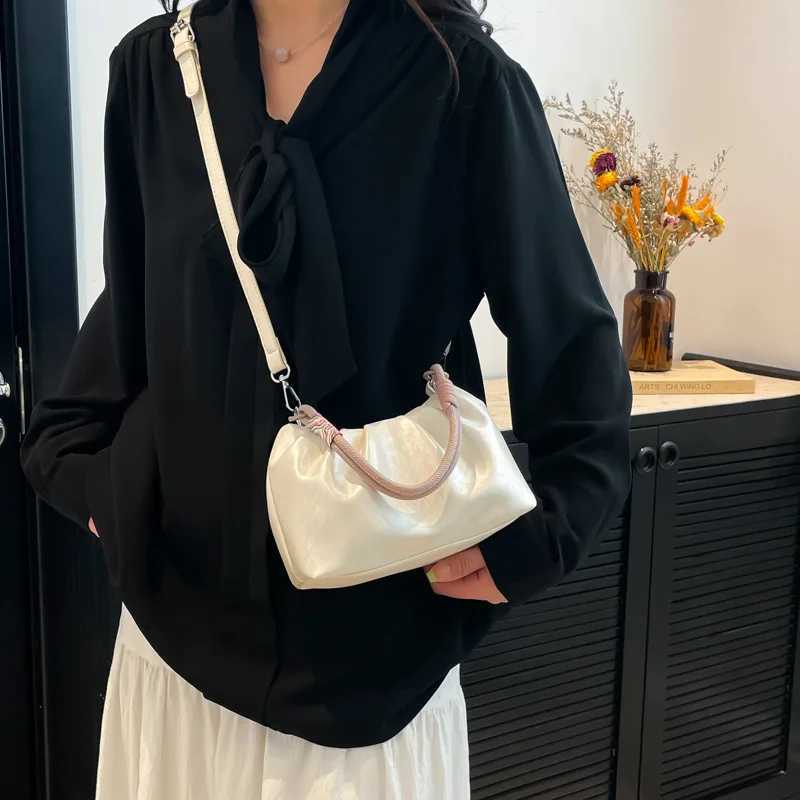 New Lady Shoulder Bag Wrinkled Cloud Pattern Crossbody Handbag Purse Perfect Gift for Wife Girlfriend Luxury Designer Handbag Z250926