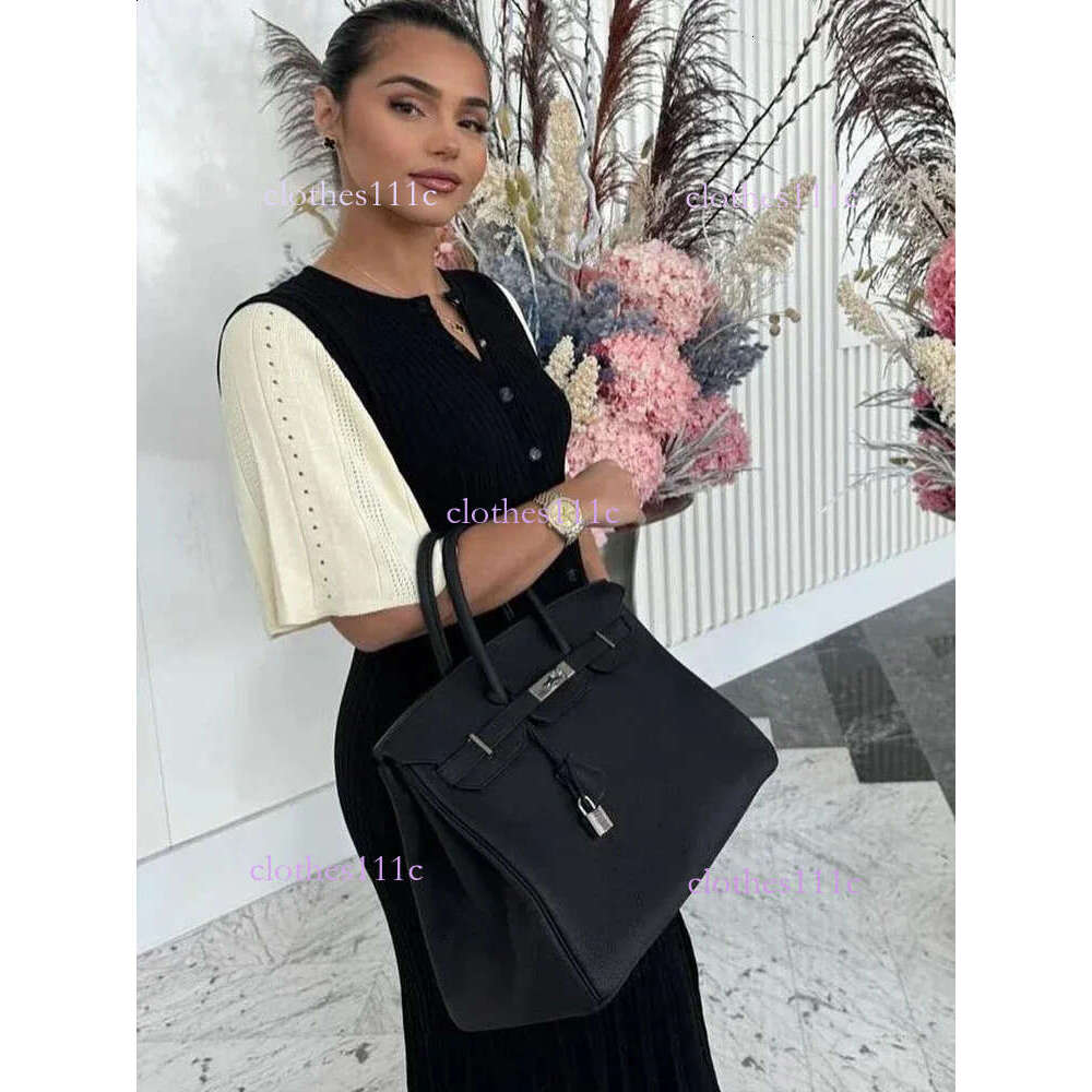 Chic Patchwork Knitted Maxi Dress For Women Elegant Short Sleeve Hollow Out Ribbed Long Dresses O-Neck High Waist Lady Knitwear 240828