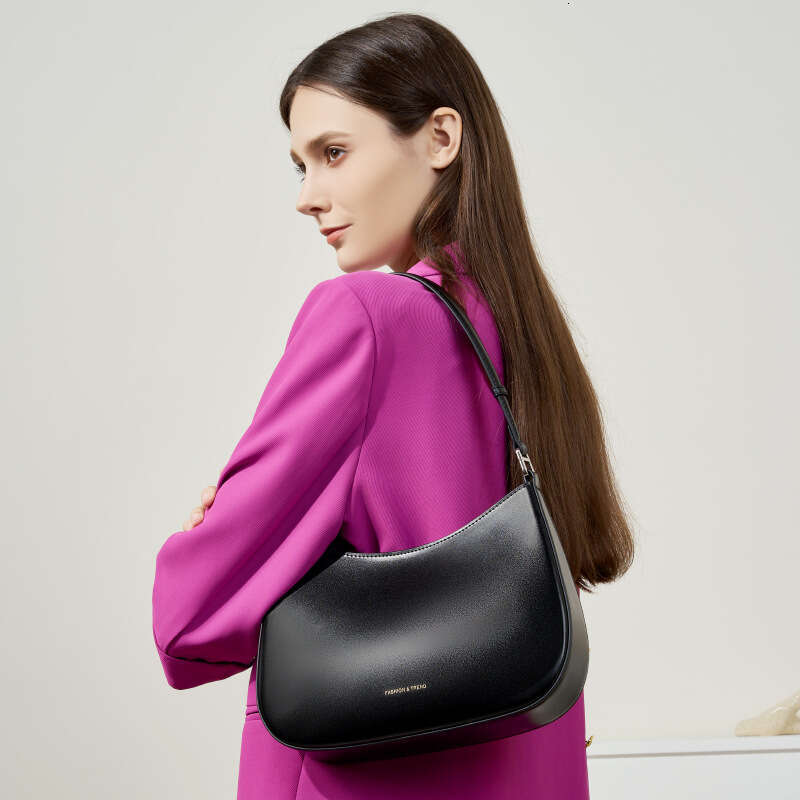 Luxury bag High End Niche Design Baguette Genuine Leather New Fashion Underarm Shoulder Women s Tote Bag