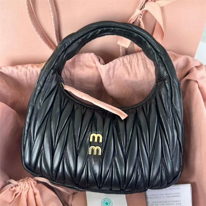 10A Wander Matelasse Designer bags tote Luxury handbags Soft Sheepskin Crescent Bag Top quality hobo Underarm bag Womens mens leather crossbody Shoulder Bags