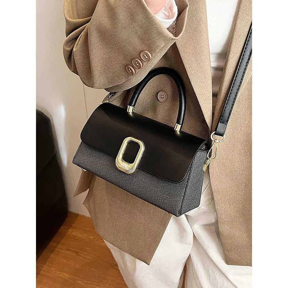 Fashion Small Square Flap Bags Women Handbags 2025 New Korean Style Commuter Single Shoulder Bags Lady Day Pack Crossbody Z250926