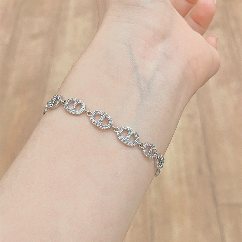 Full Dia Pig Nose Style French High-end Dia-studded Exquisite Folding Buckle Bracelet