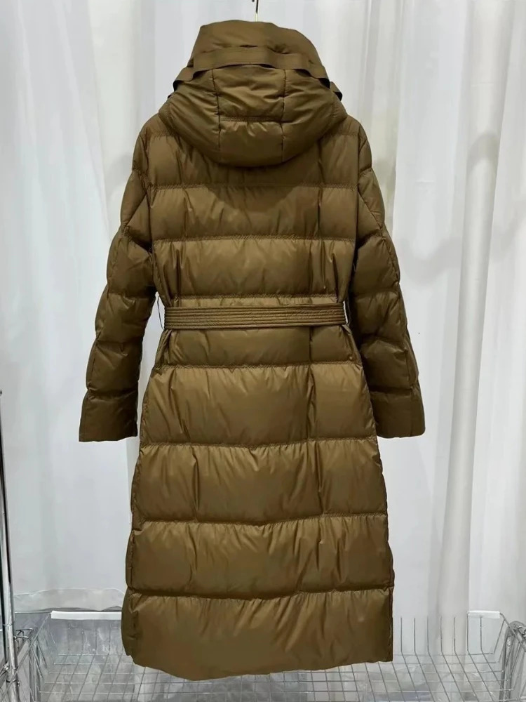 Fashionable Autumn Winter 2025 Winter Women Thick White Duck Down Jacket Female Long Hooded Puffer Coat Ladies Outerwear 250917
