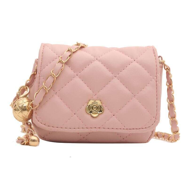 Fashionable crossbody beautiful women's casual bag, spring new style, personalized trend, simple shoulder bag