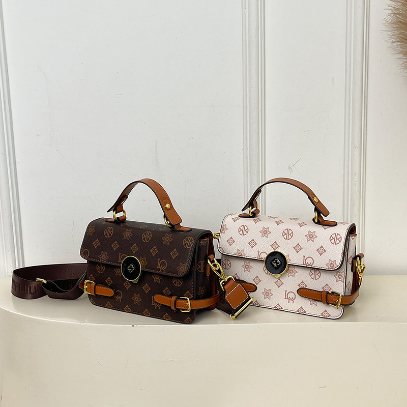 hot Free delivery designer bag Luxury Bag Fashionable shoulder bag simple and comfortable casual handbag