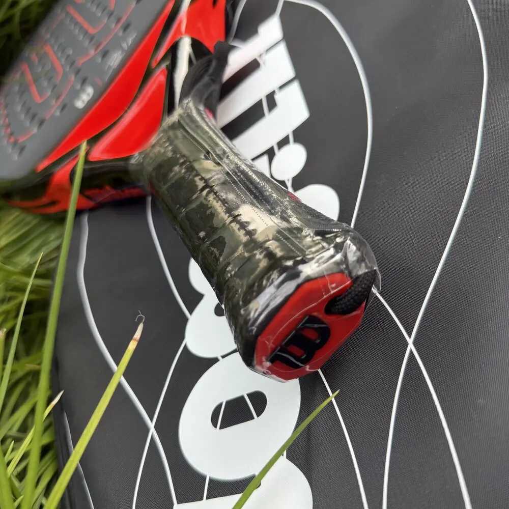 PROfESSional Tennis Rackets CaRBon Fibre Surface Diamond Shape with Eva MEMory FLEx Foam Core Padel Tennis Racquets J250926