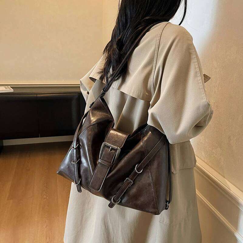 Women Leather Shoulder Winter Retro Soft Hobo Bag Designer New Trend Female Handbags and Purses