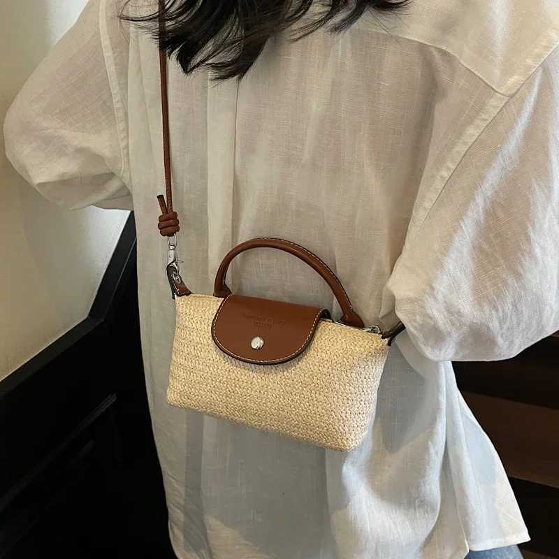 2025 Simple Yet Stylish Shopper Tote Bag With Large Capacity Solid Color And Crossbody Strap OptionW250926