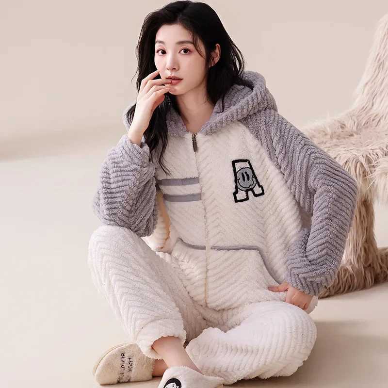 Thickened FleeceLined Womens Pajamas Winter Coral Velvet 2024 New Style Outerwear Flanelle Homewear Suit Z250925
