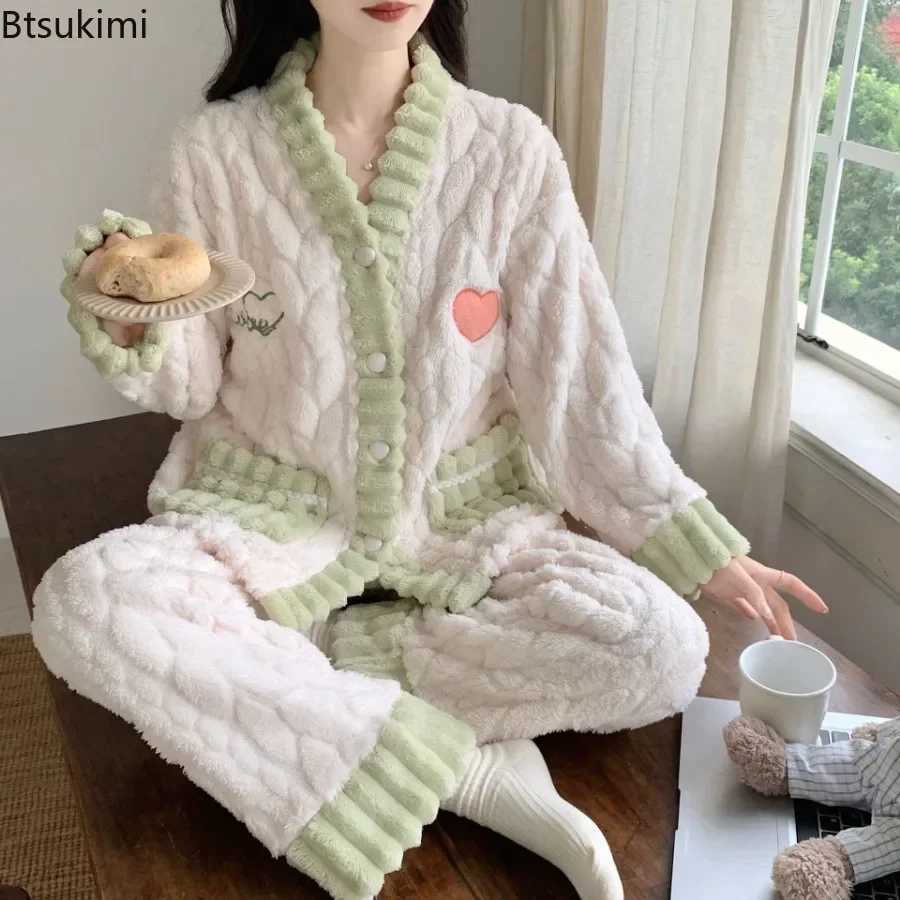 New 2025 Womens Coral Fleece Pajama Sets Autumn Winter Soft Padded Thickened Warm Homewear 2pcs Set Sweet Lounge Sleepwear Suit Z250925