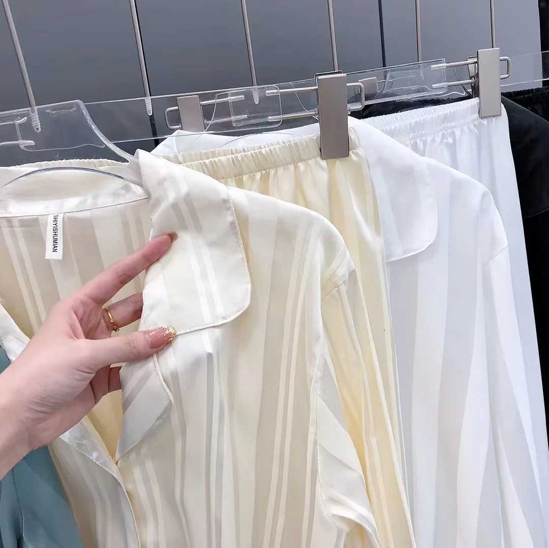 Light Luxury Imitation Silk Pajamas for Women Ice Silk Longsleeved Jacquard Loose Large Size Womens Pajamas Set Home Clothes Z250925