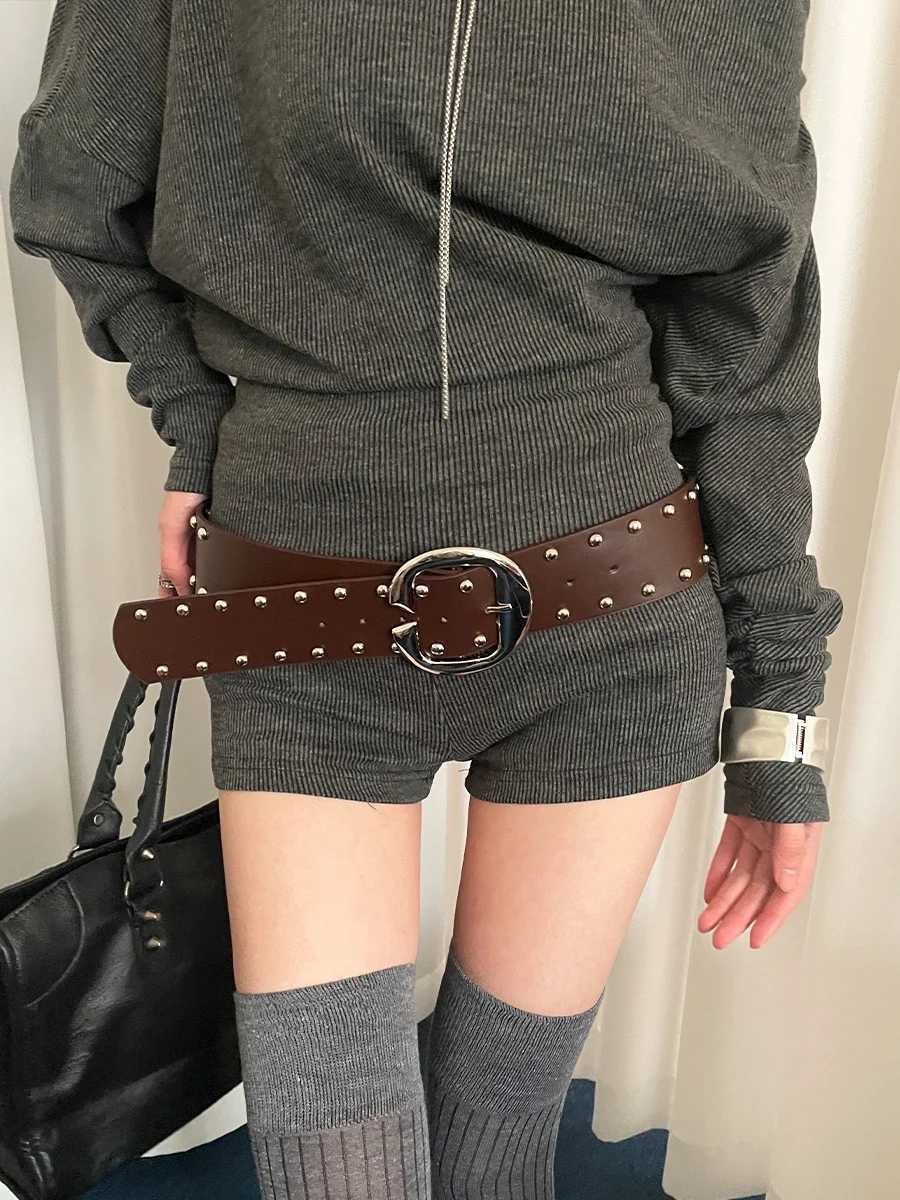 HeavyDuty Design Sense Wide Belt For Women Punk Style Rivet With Skirt And Pants Waistcoat American Style Hot Girl Style Belt L250926