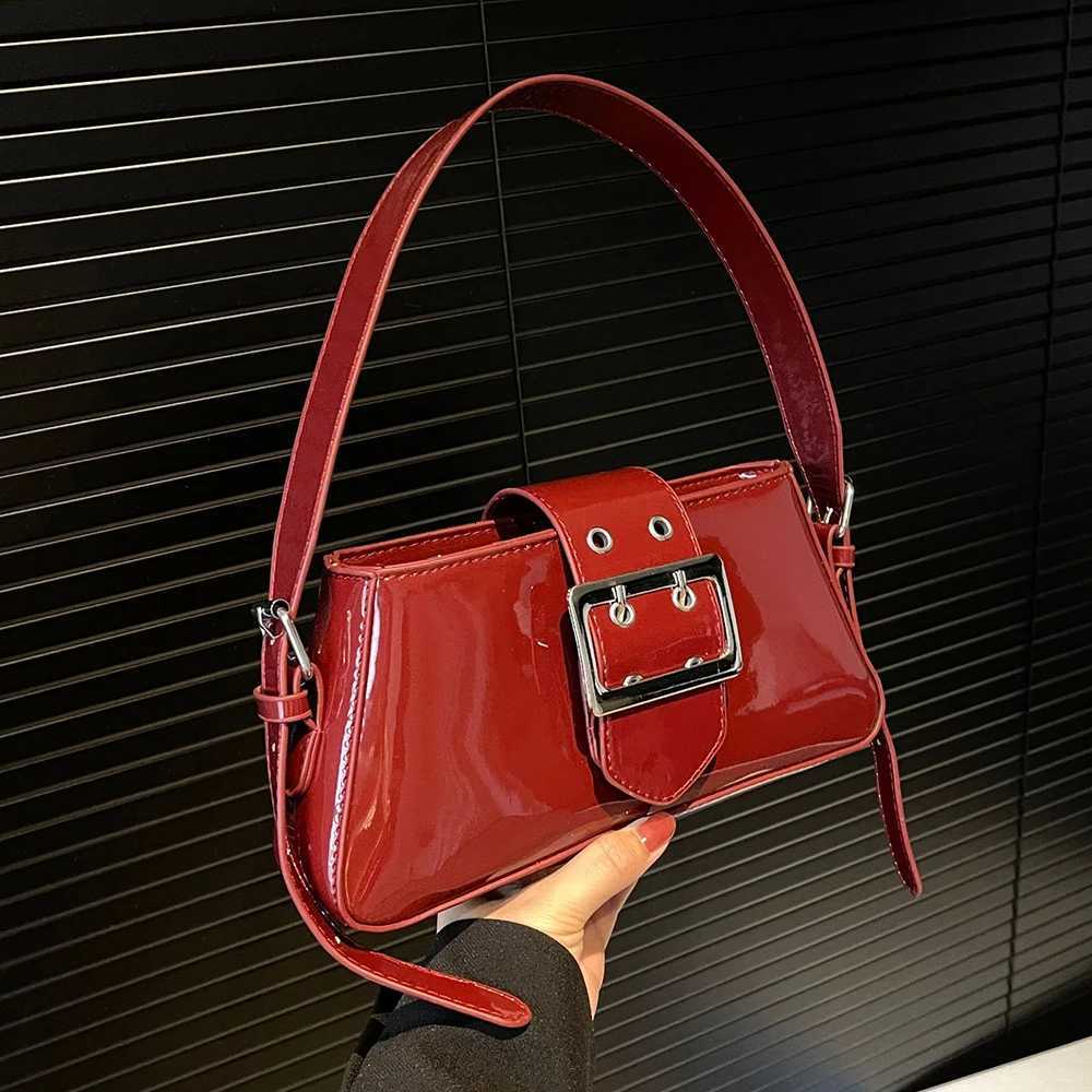 Trendy Shiny Underarm Bags Women Retro Burgundy Patent Leather Commuter Shoulder Bag Lady Luxury Texture Versatile Handbag Z250926