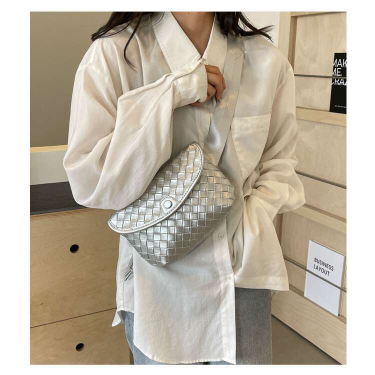 Women's 2025 New Woven Saddle Designer Bags Niche Design Casual Chest Simple Solid Color Crossbody Bag