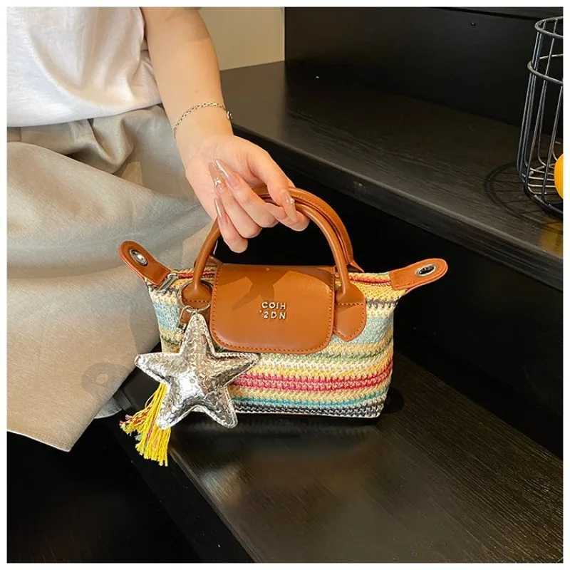 Niche Casual Crossbody Bag with Sleek Style Trendy HighEnd Design for Girls Sweet Retro Daily Outfits Everyday LooksW250926