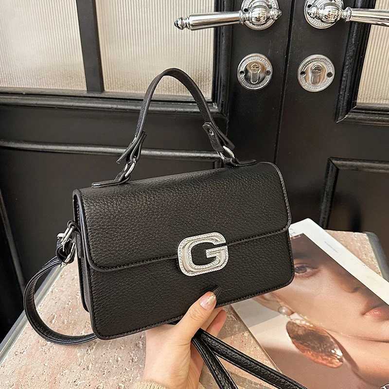 Luxury Brand Famous Designer Leather Tote Bag for Women Elegant Classic Popular Ladies Crossbody Bag Handbag Z250926