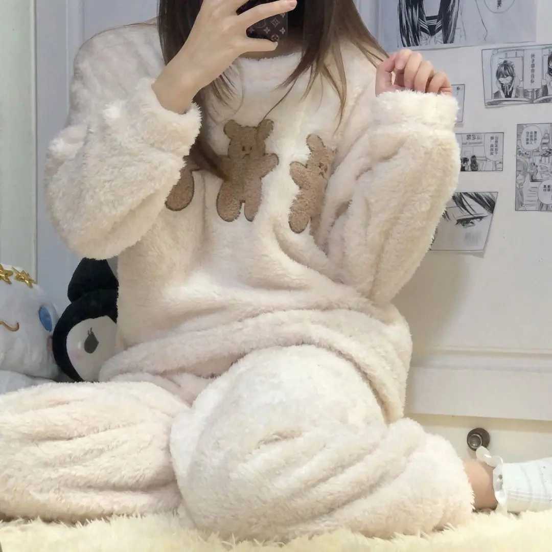 Women Autumn Winter Warm Flannel Female Pajamas Sets Thick Coral Velvet Long Sleeve Cartoon Sleepwear Sweet Solid Homewear 2XL Z250925