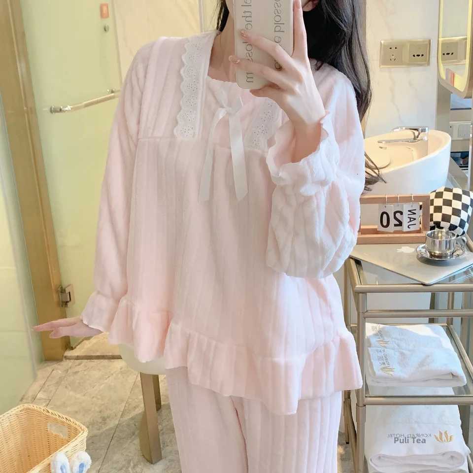 New Autumnwinter Flannel Ribbed Womens Sweet Cute Princess Style Solid Color Floral Edge Thickened Home Clothes Suit Z250925