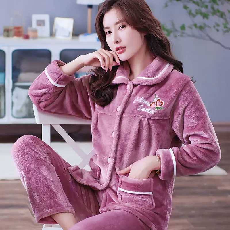 Autumn Winter Thicken Flannel Women Pajamas Set Twopiece suit Warm Loose Longsleeve Female Casual Home service Singlebreasted Z250925