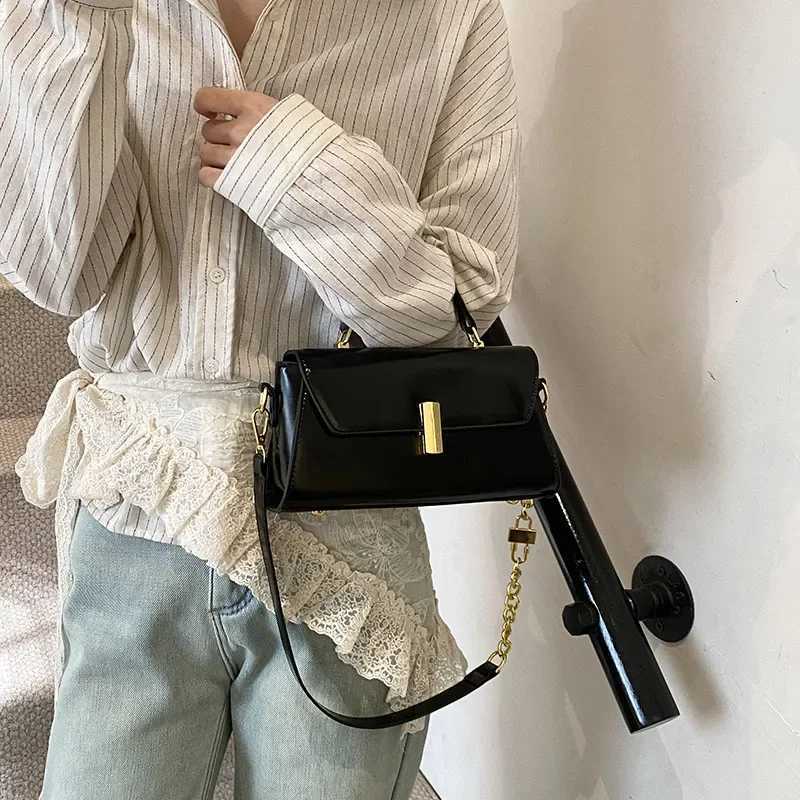 Elegant Womens Tote Bag with Leather Accent by Famous Designer Luxury Brand Popular Classic Ladies Crossbody Bag Z250926