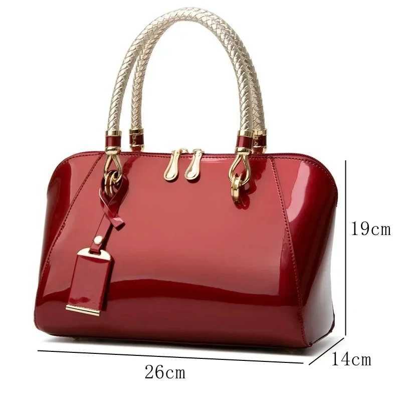 Luxury Designer Handbag Shiny Faux Leather Boston Bag 2025 Fashion Blue Red Black Beige Pink Bags for Women Sac De Luxe Femme Z250926