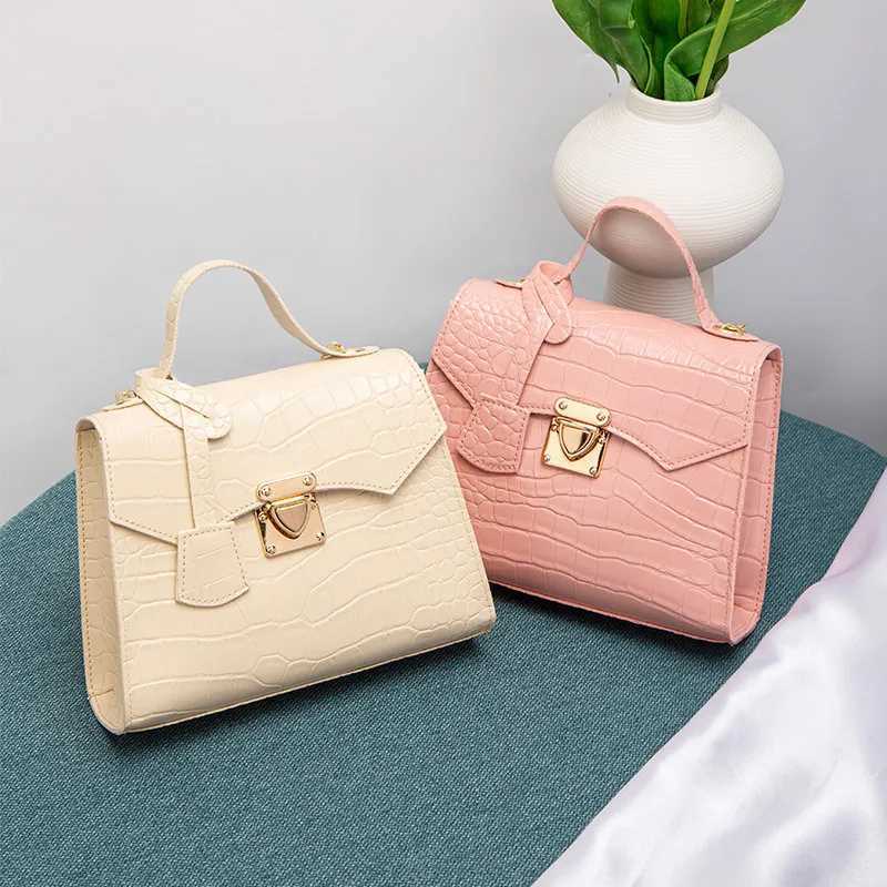 Chic CrocodileEmbossed Mini Handbag For Women Trendy Solid Color Fixed Strap Twist Lock Closure Polyester Lined Z250926