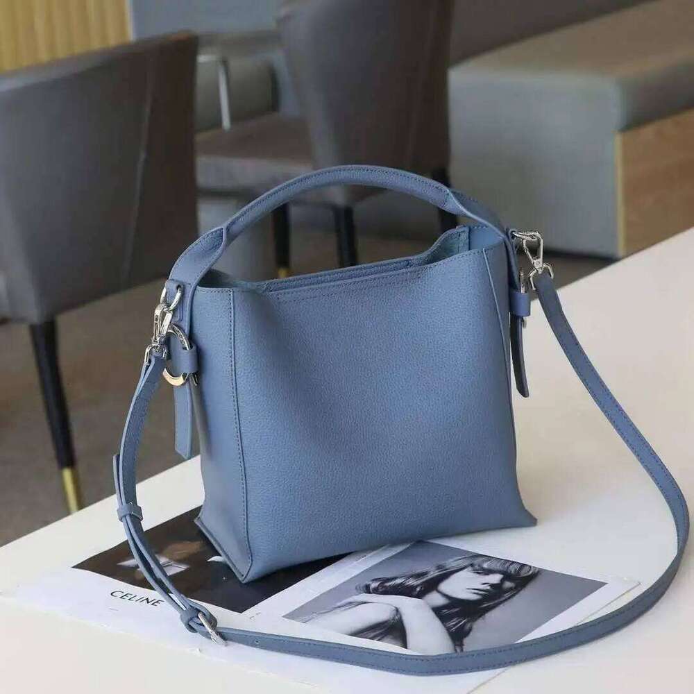 Layer Cowhide Bucket Girls High-Grade Leather Women's New Niche Commuter Bag Basket Purses And Handbags suotong2509