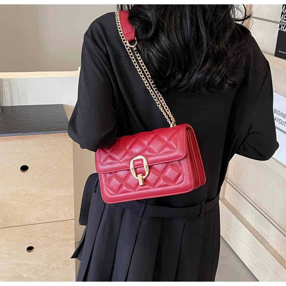 Personalized Lock Buckle Solid Chain Bag Women Summer New Fashion Casual Shoulder Bag Versatile Crossbody PU Small Square Bags Z250926