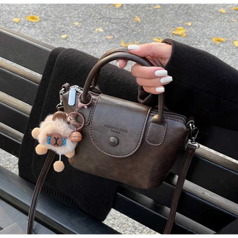 2025 Latest Versatile Fashion Crossarm Handbag Bucket Bag Basket Bag Exquisite Small BagW250926