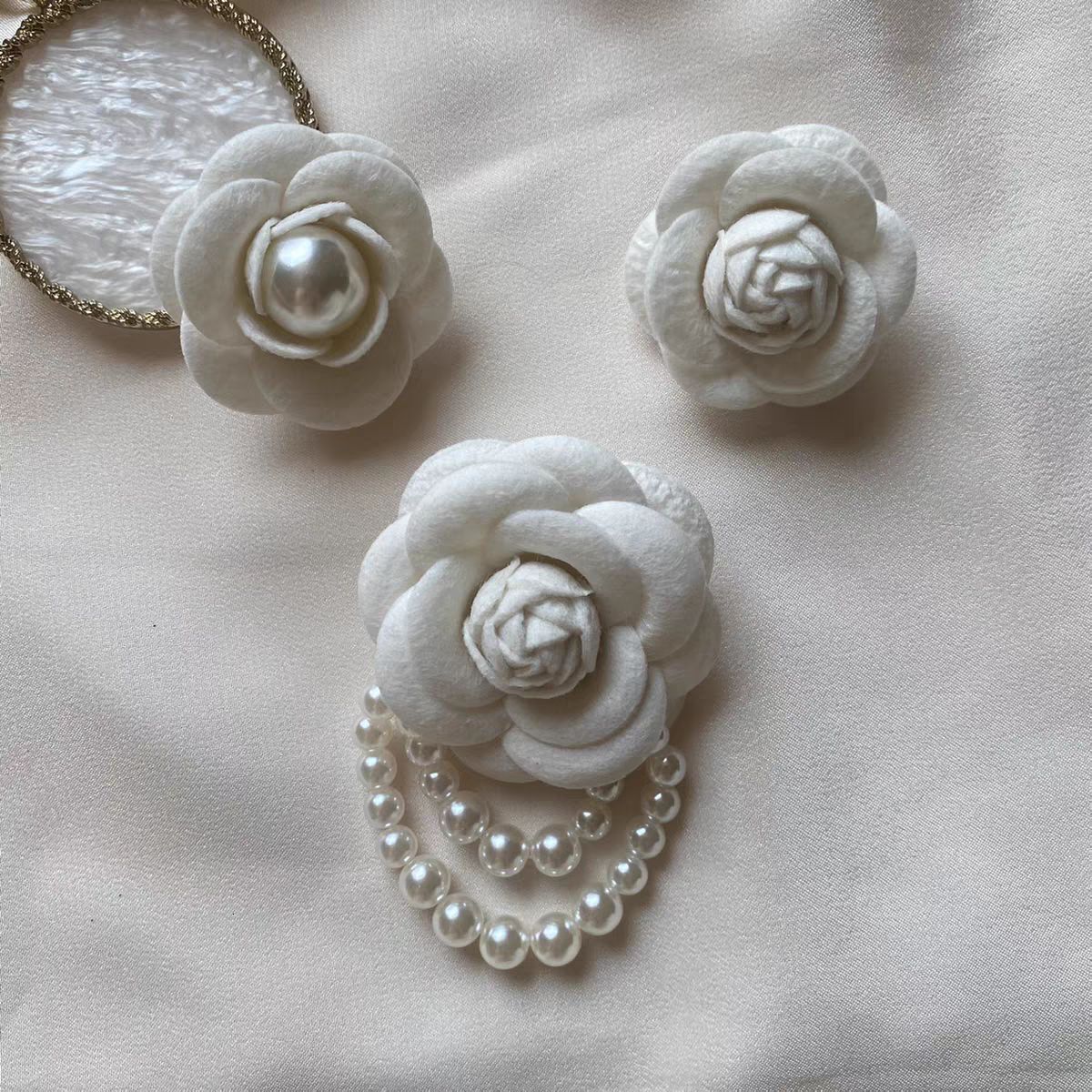 brooches designer jennie camellia hair clip style pearl brooch highend collar flower pin elegant hepburn accessories