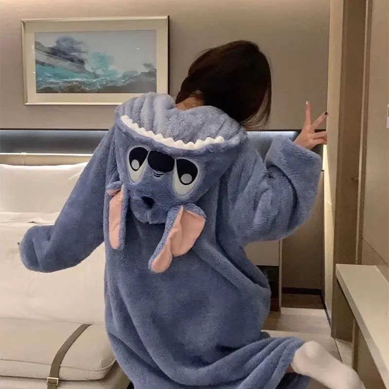 Disney Stitch Winter Pajamas Cartoon Autumn And Winter Cute Coral Thickened Velvet Long Home Clothes Pajamas Girls Home Clothes H250926