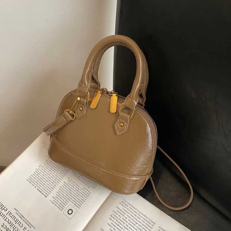 Premium HighEnd Minimalist Vintage Leather Crossbody Bag For Stylish Women Casual Everyday Use With Solid ColorW250926