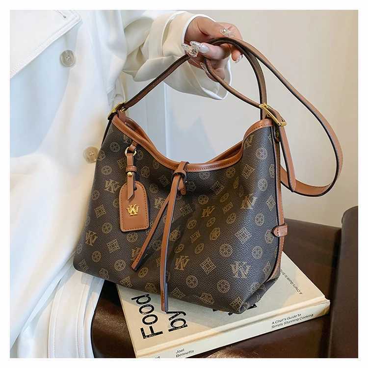 Fashionable Ladies Shoulder Bag Handbags Tote Bags Collection In Genuine Leather By Popular Classic Designer BrandW250926