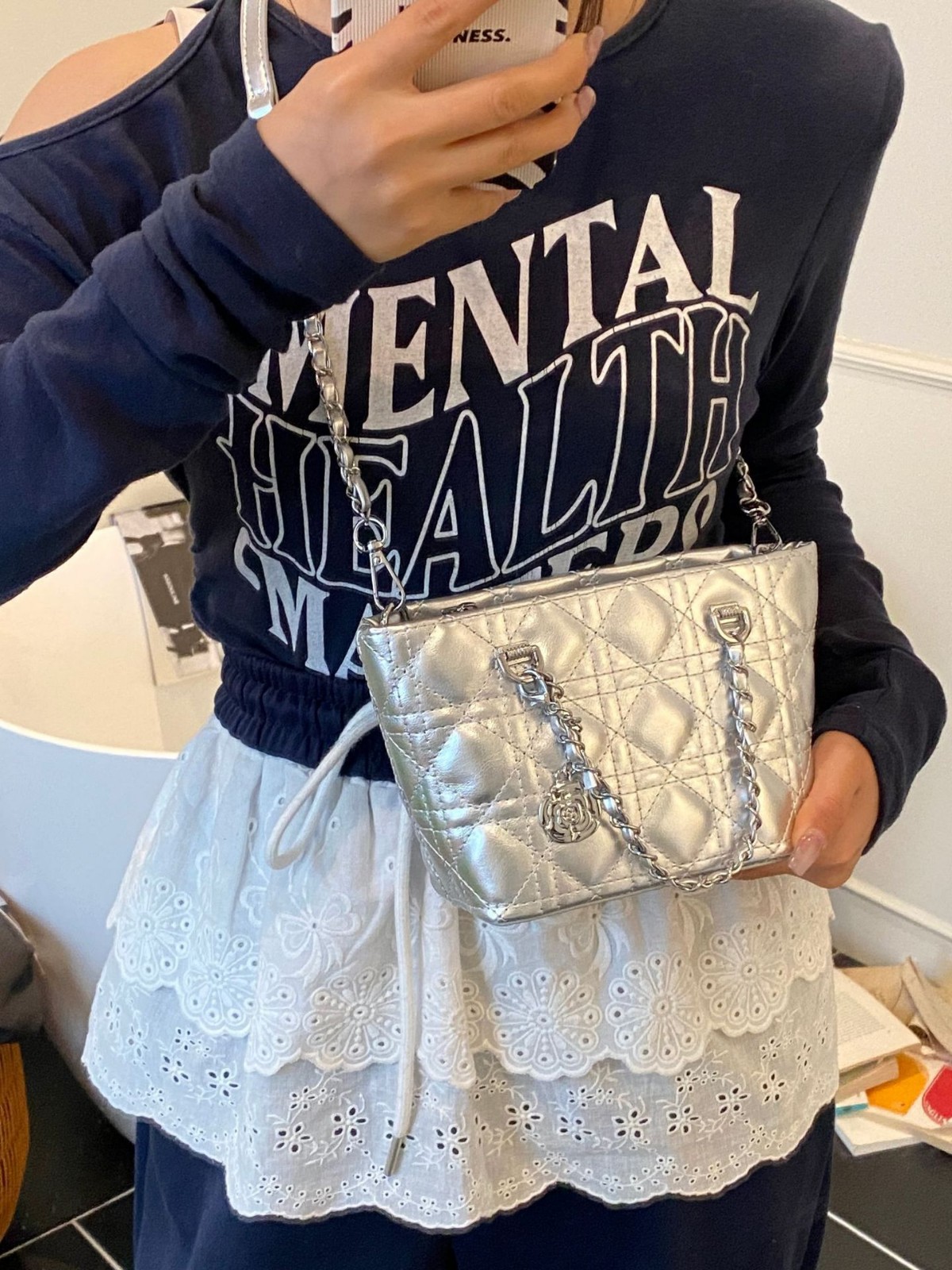 new Free delivery designer bag Luxury Bag Fashionable minimalist casual handbag for workplace commuting