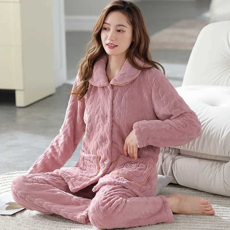 Womens Winter Thick Coral Fleece Flannel Pajamas Set Home Clothes Warmth Comfortable Sleepwear New Hot Sale Of The Season Style Z250925