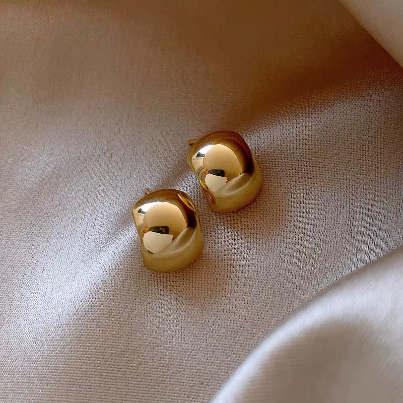 Tiny Metal Stud Earrings for Women Gold Color Twist Round Earrings Small Unusual Earrings Fashion Jewelry